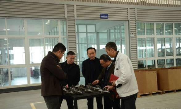 全球最大通机制造商美国B&S拜访ylzz总站线路检测中心(图2)